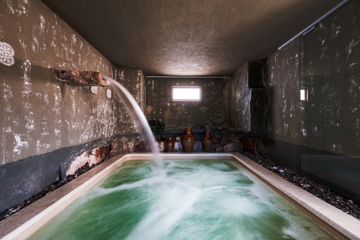 HelloApulia Trulli with private SPA & pool gallery image 4