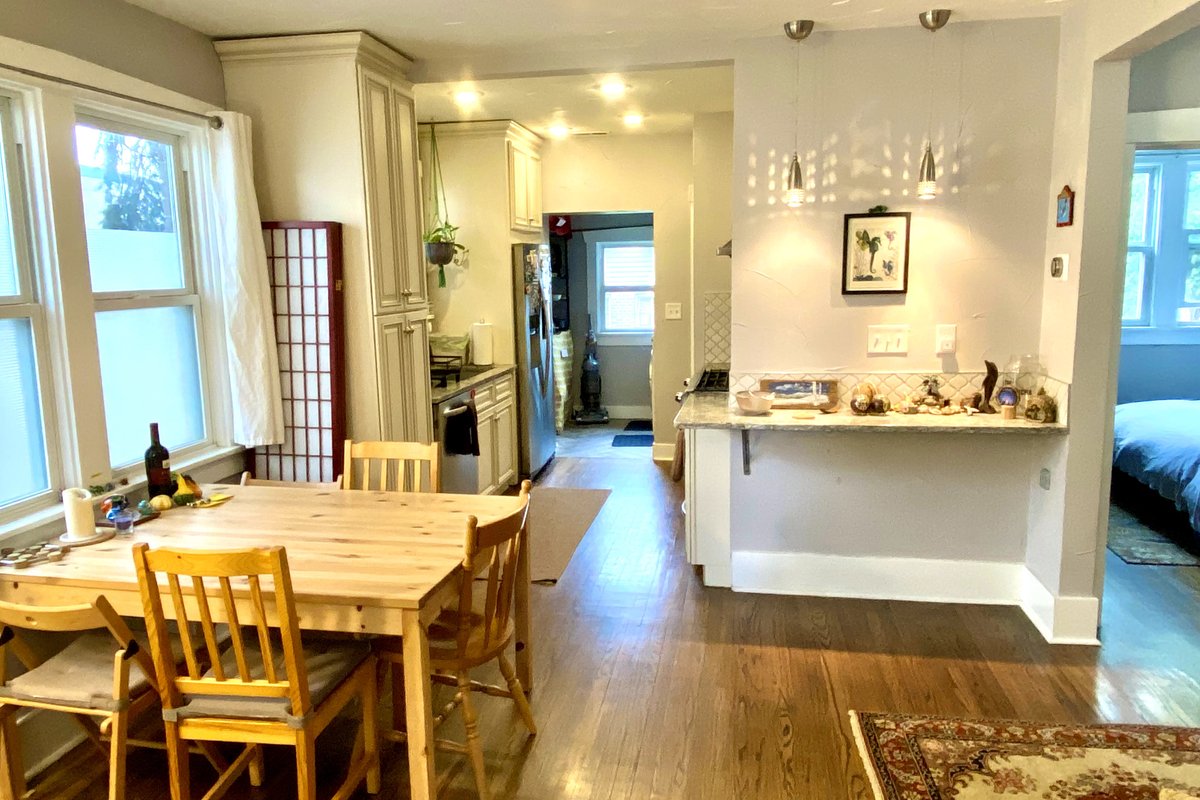 Southwestern Bungalow – Central & Cozy/2BR/2 Bath