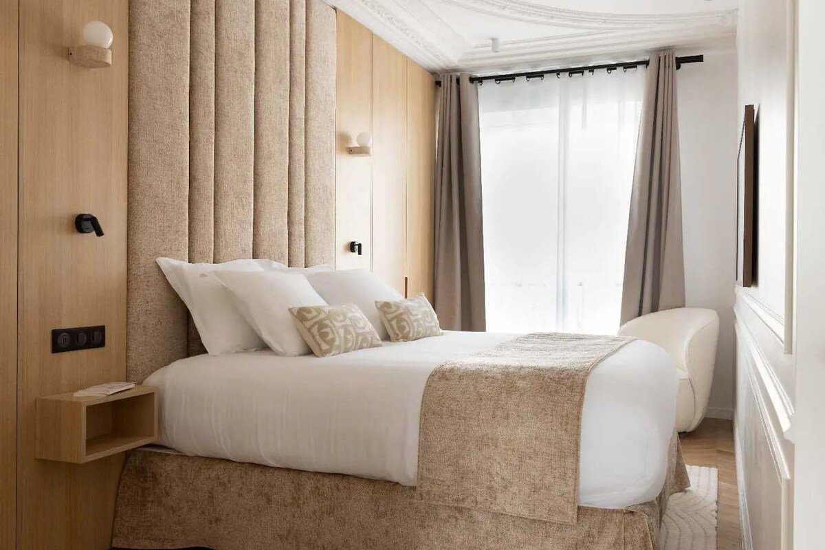 Chic Apartment with AC – 3BR/6P – Palais Garnier gallery image 2