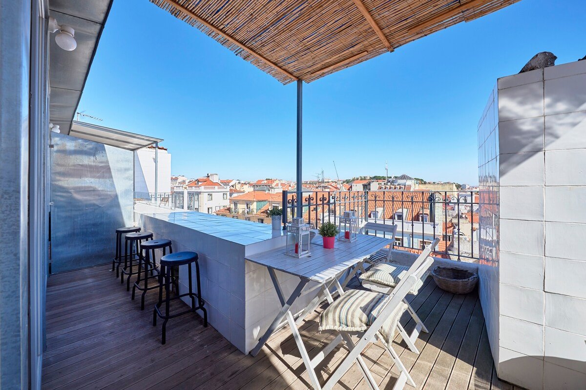 Chiado Terrace with stunning views – 3BR_3WC_AC! gallery image 4