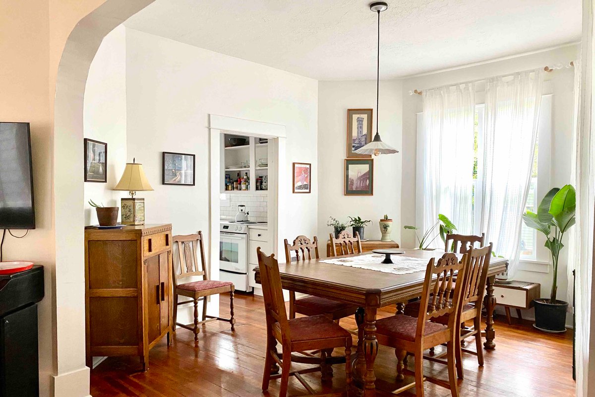 Cozy Victorian Home • Walk to Ladd’s + Top Eats