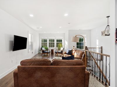 10 bd & 5 ba | Backyard | Near NY & EWR