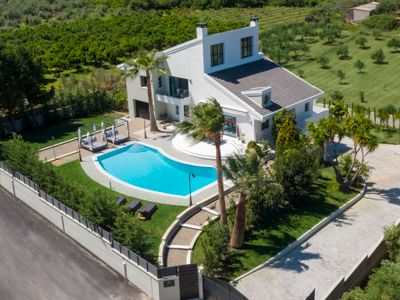 Gregory’s Villa – 18m Heated Pool, Chania, Crete