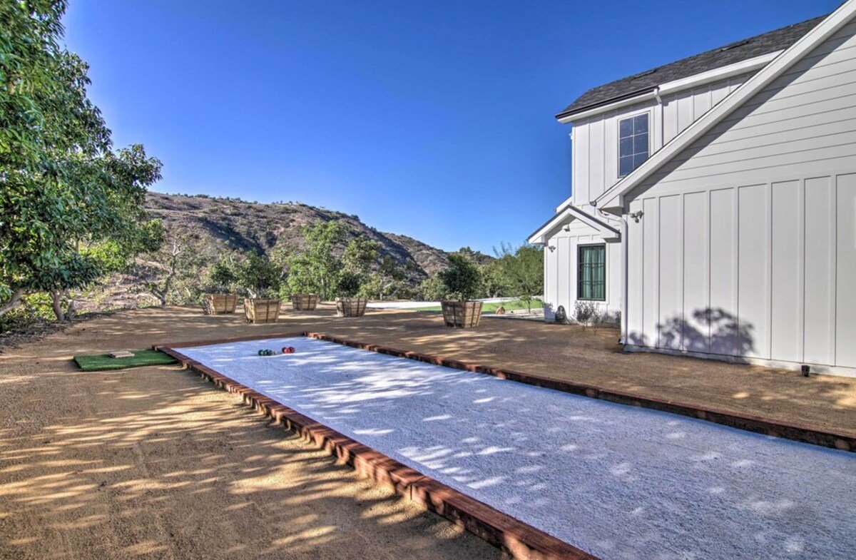 Luxury home w/ breathtaking views on Avocado Grove gallery image 5