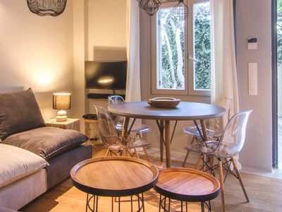 Superior – Acropolis Luxury 2-Bdr Suite