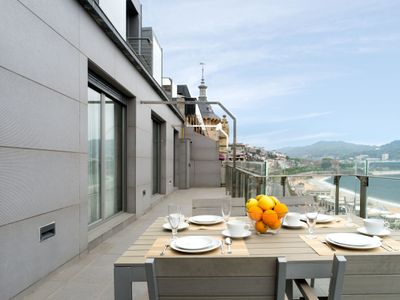 Niza La Concha, terrace with beach views