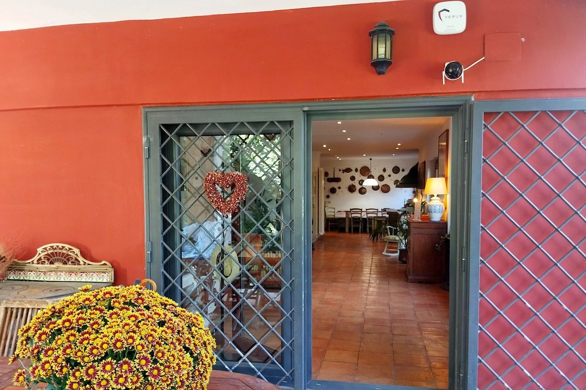 AureliaGreenVilla – #SecretPlaceRome (4 bathrooms) gallery image 3