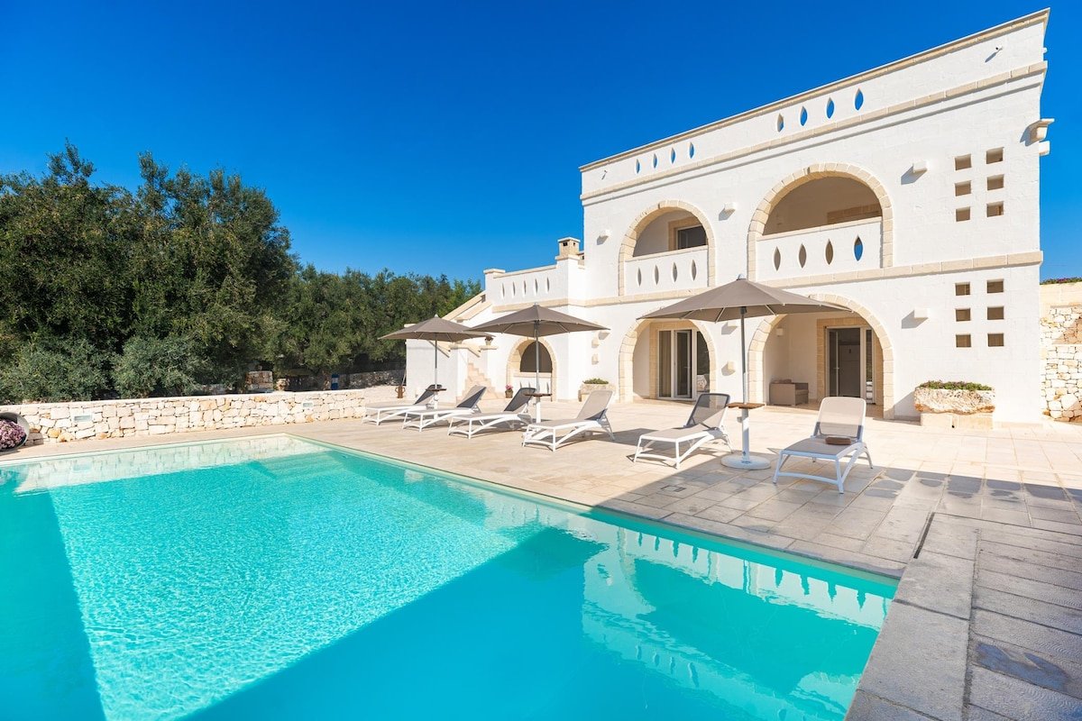 Luxury Masseria Don Salvatore with Pool & Terrace gallery image 2