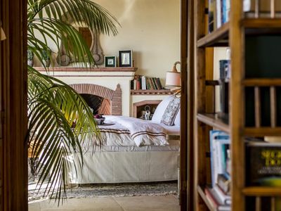 Cozy Christmas Villa, fireplace and magic sparkle