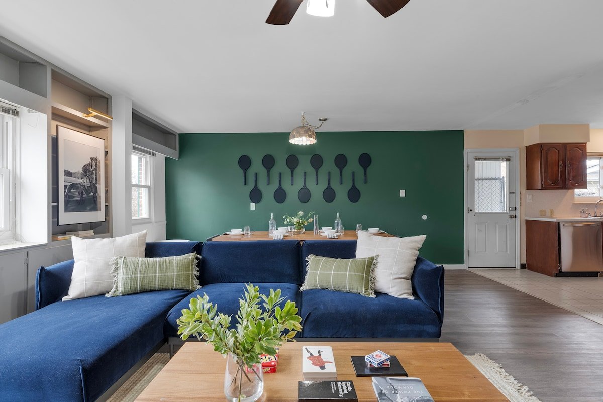 Pet Friendly Ranch by OSU | Ping Pong & Sunroom gallery image 2