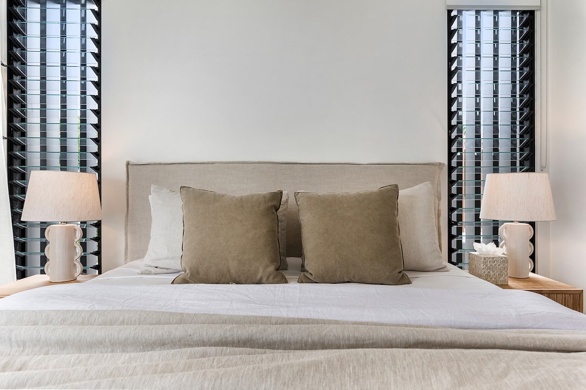 Nola Three gallery image 5