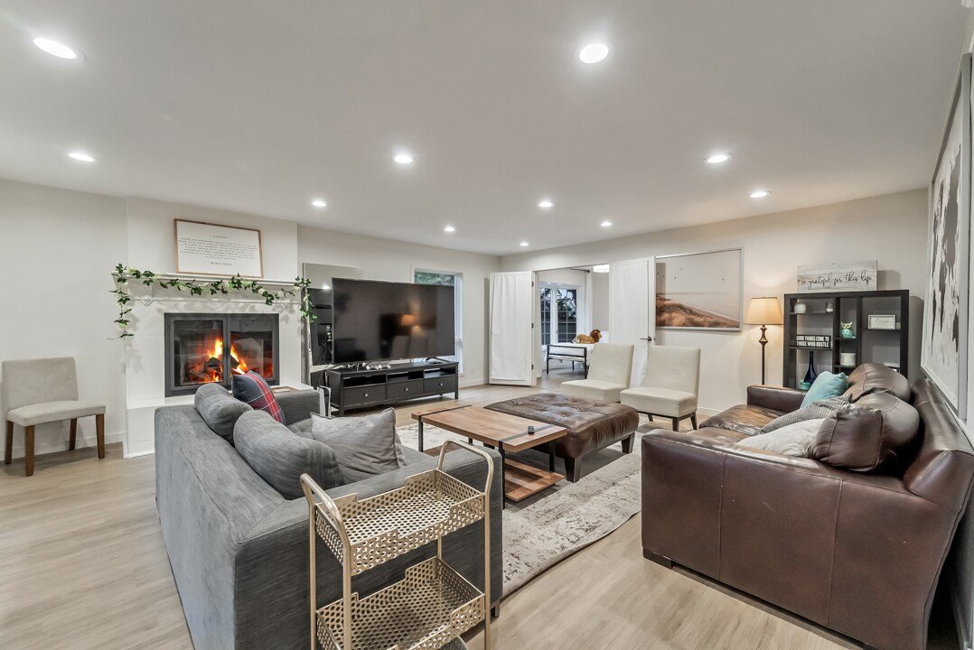 Beautiful Home in Mountain View! gallery image 2