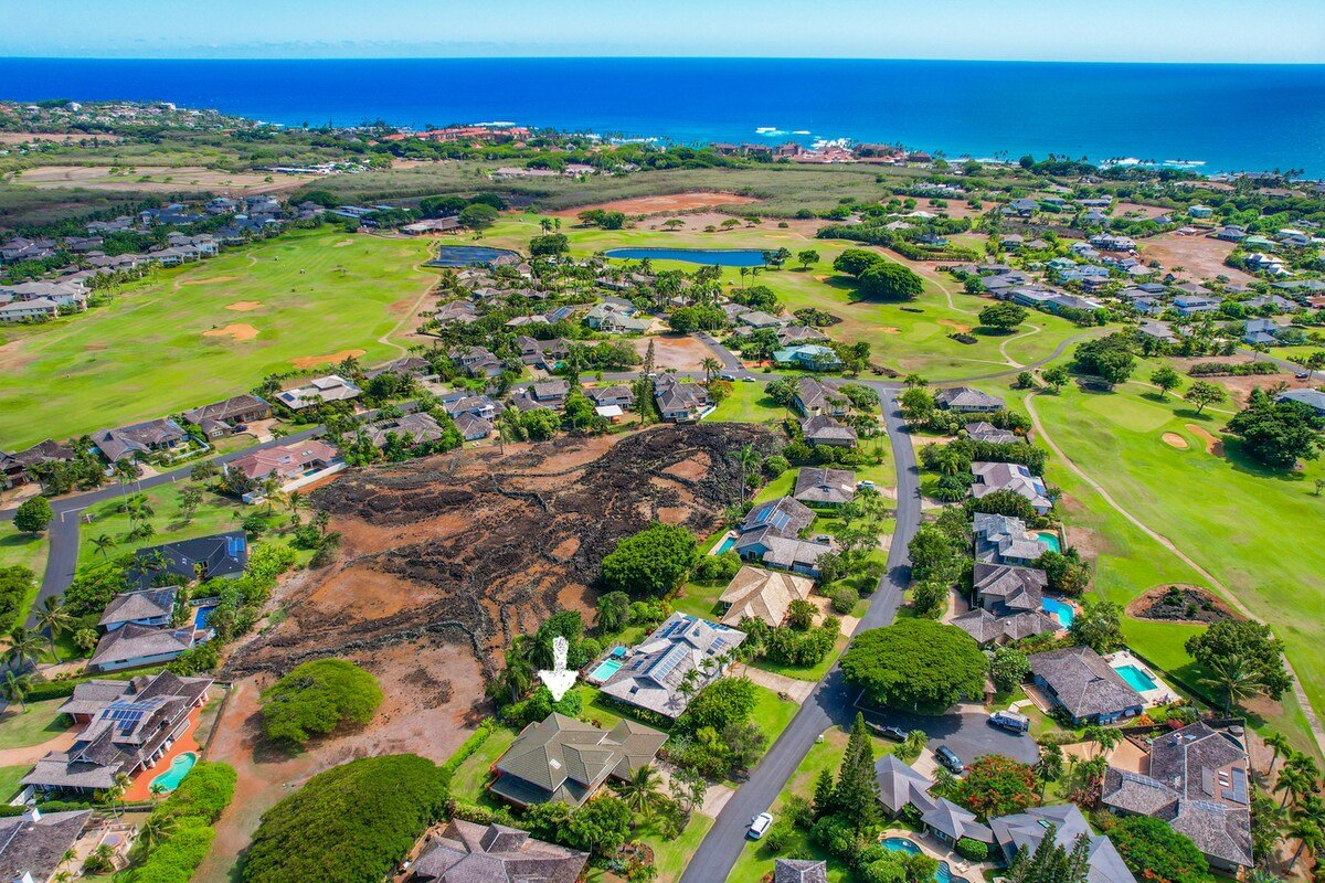 Casual elegant luxuryA/C SPA golf 1 mile to beach gallery image 4