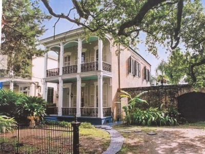 1868 Grand Mansion next to Garden District