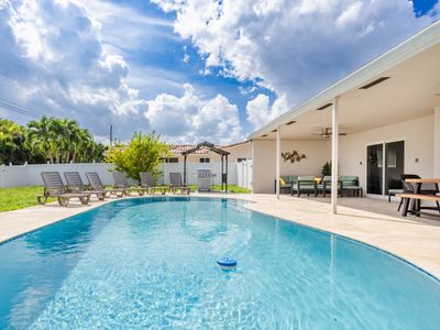 Amazing 5BR/3BA Villa Heated Pool near Hard Rock