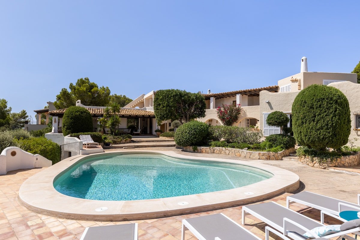 Villa Ancora – Views at La Mola gallery image 2