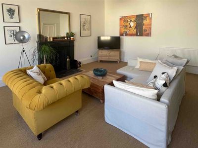 New Town Large 2 Bedrooms Apartment