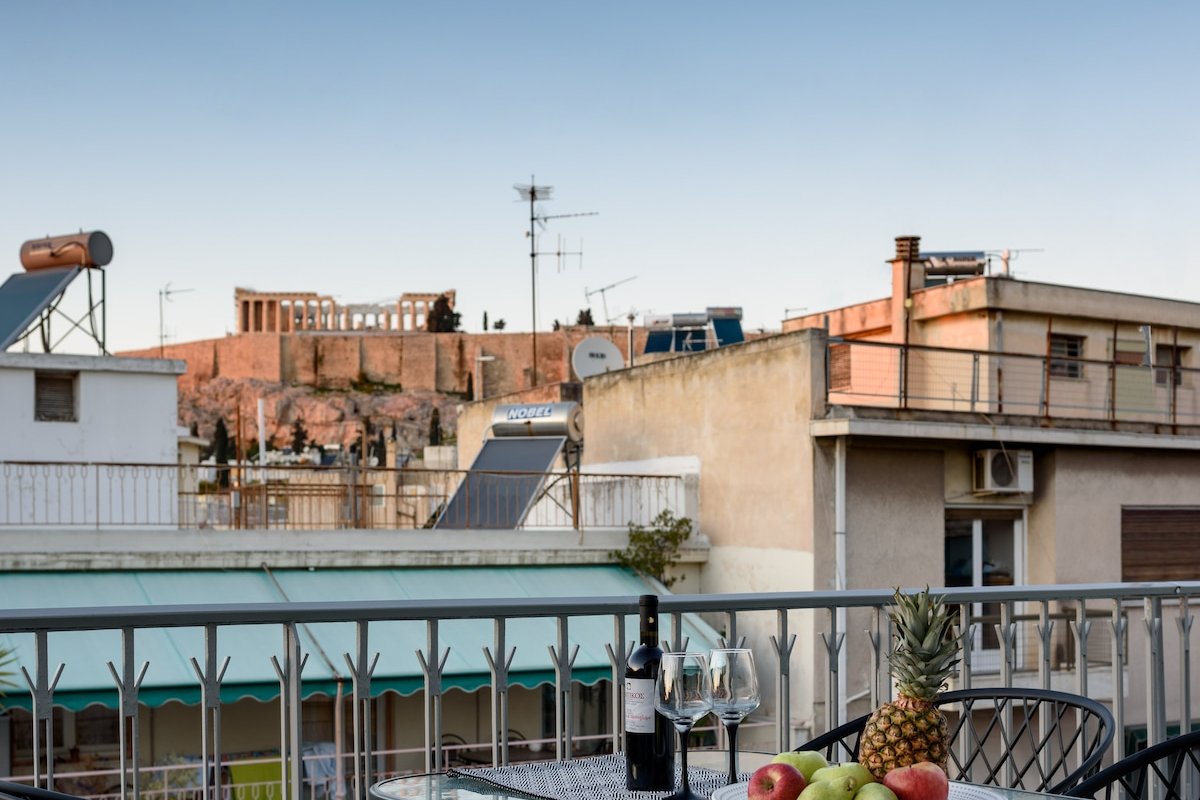 Acropolis View Penthouse gallery image 5