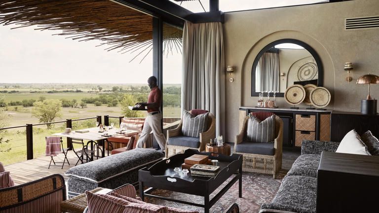 Chiawa Safaris - Chichele Presidential Safari Lounge Inter-leading between Vista Suites 1 & 2