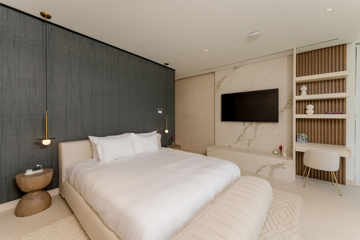 V. Enoki – Designed by Nature, Defined by Elegance gallery image 5