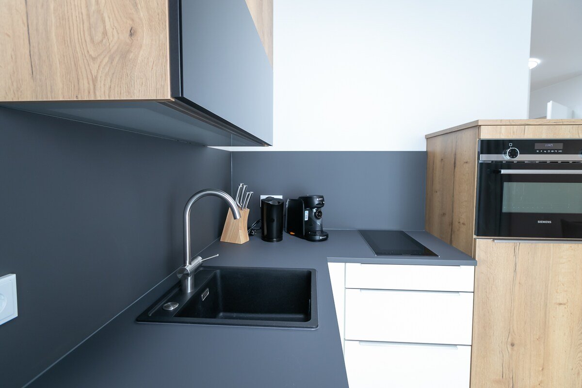 Schöne Zweiraumwohnung im 4.OG mit viel Platz gallery image 5