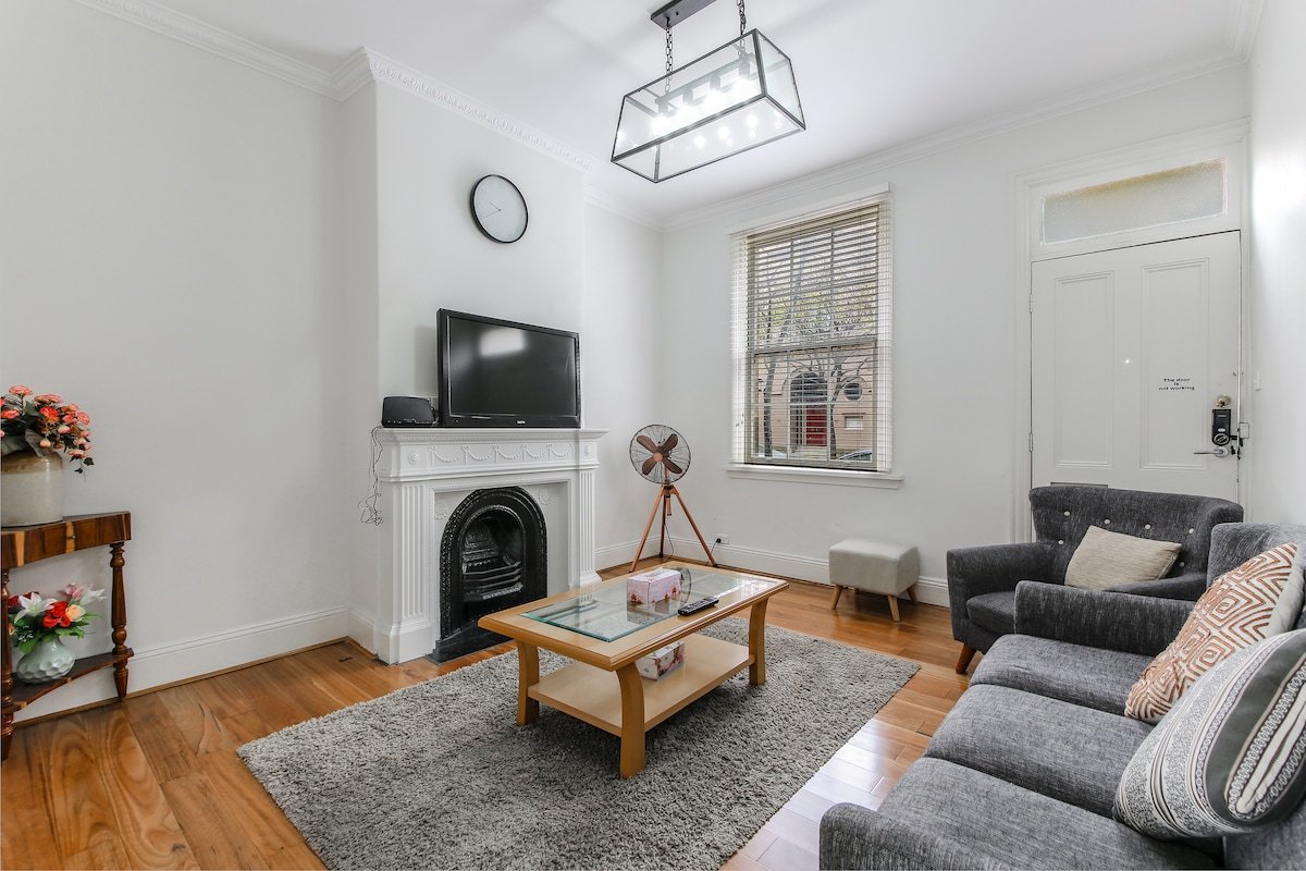 Waterview terrace in rock gallery image 4