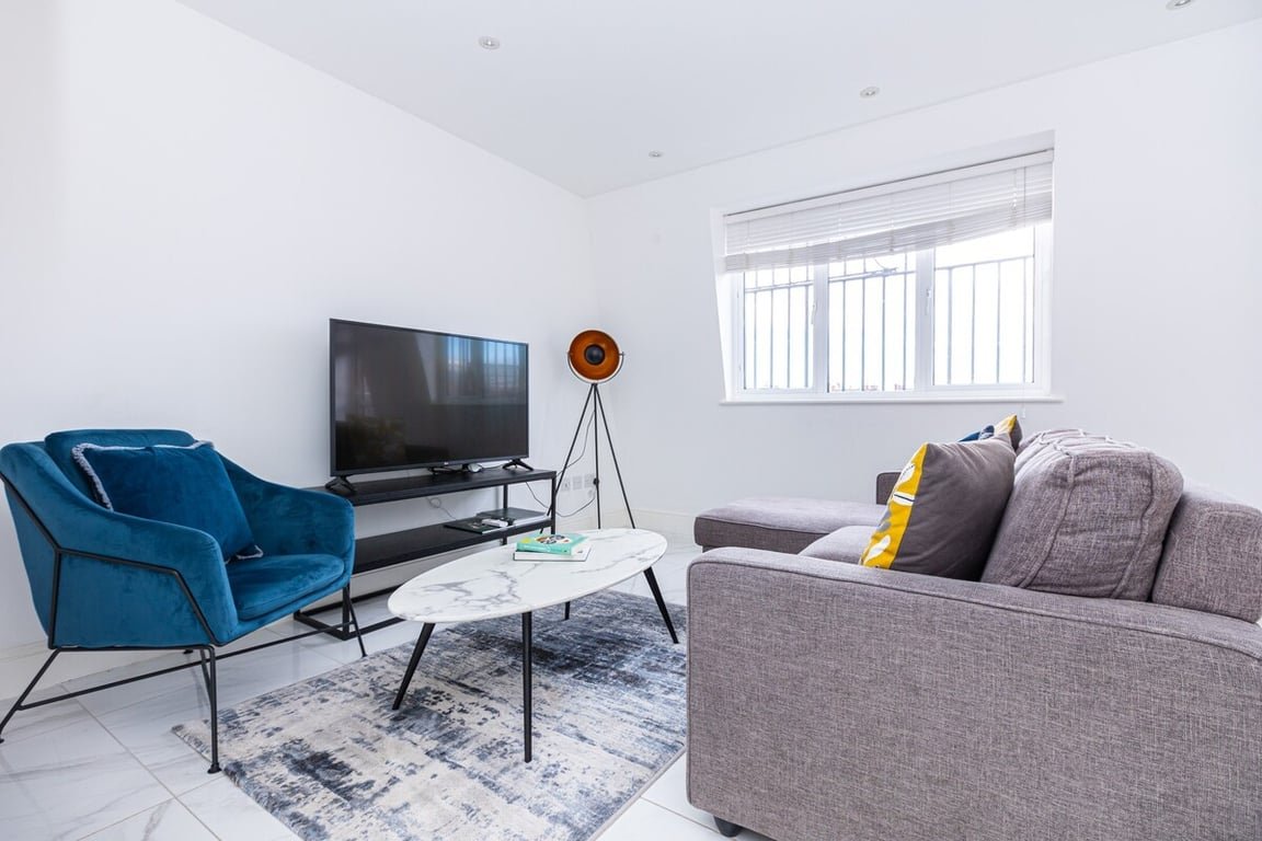 Stylish Three-Bed Flat in Marylebone