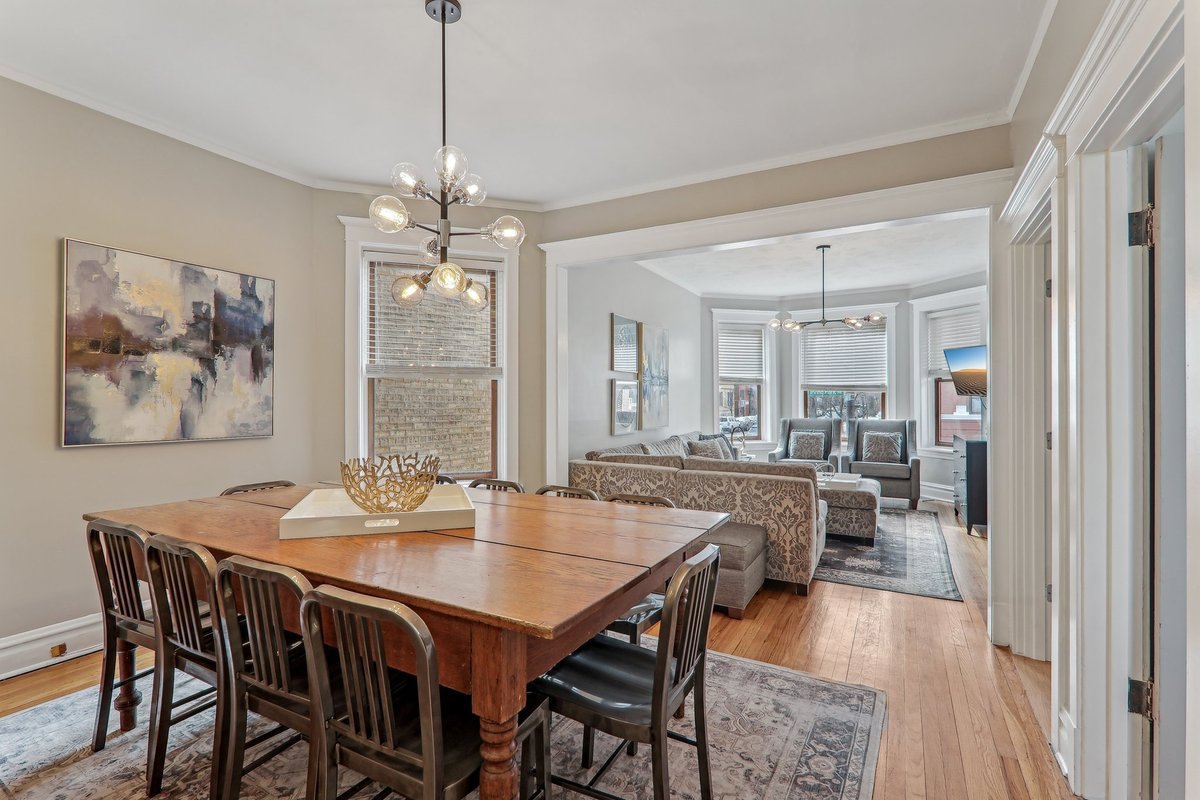 Comfy/Elegant Home by Wrigley, Garage Spot & Yard