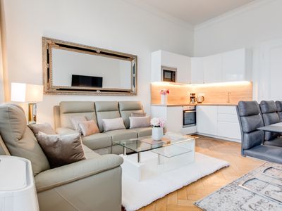 Wenceslas Square Royal Residence Apartments