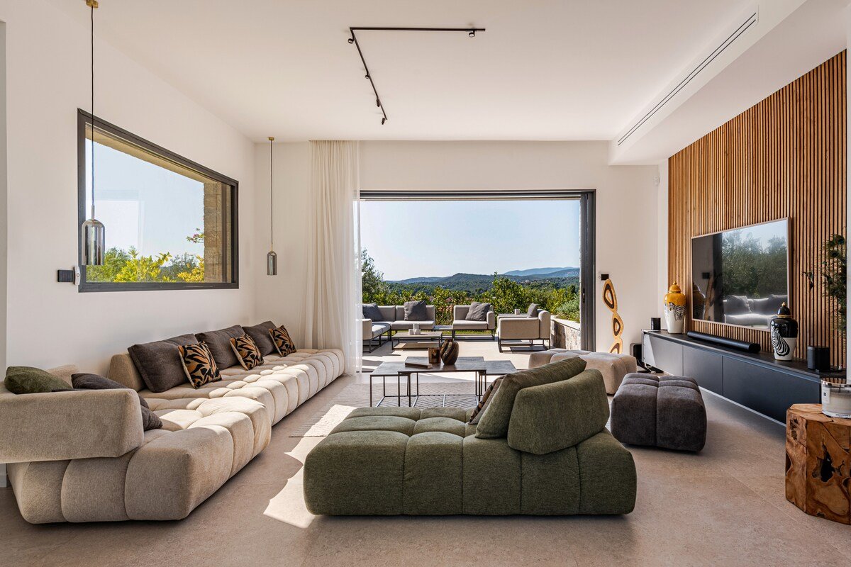 Mouans Villa gallery image 4