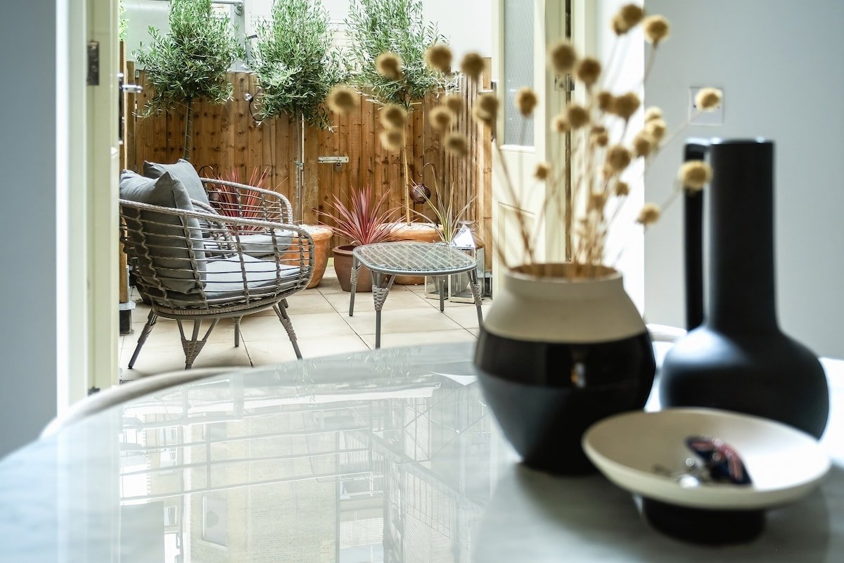 Stunning Central London Townhouse by Oxford Street gallery image 5