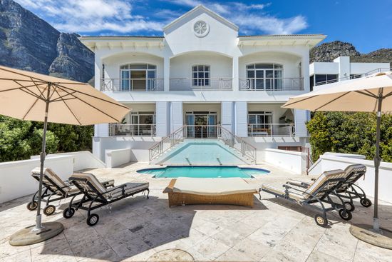 Bella Camps Bay Photo 3