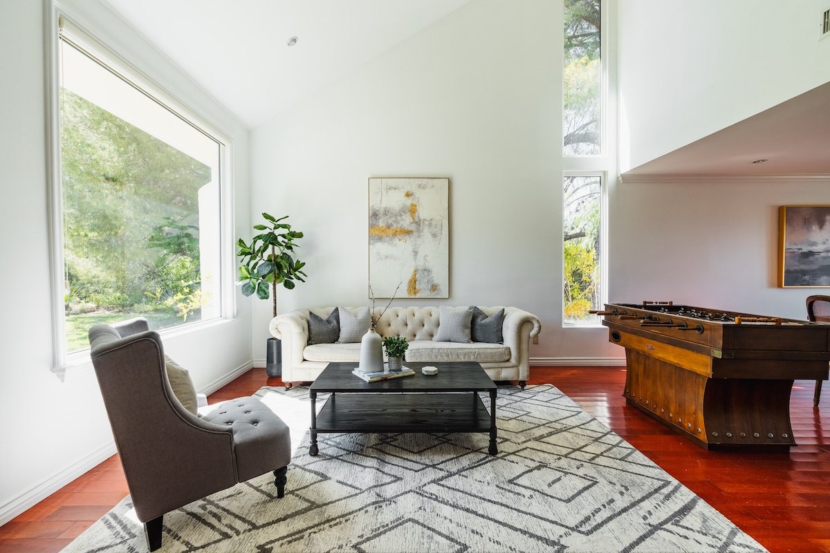 Beautiful Home Stunning Views w/ Salt Water Pool gallery image 2