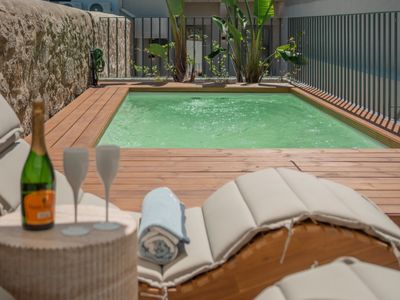 Subarashī – Private Pool & Garden Hut | Central