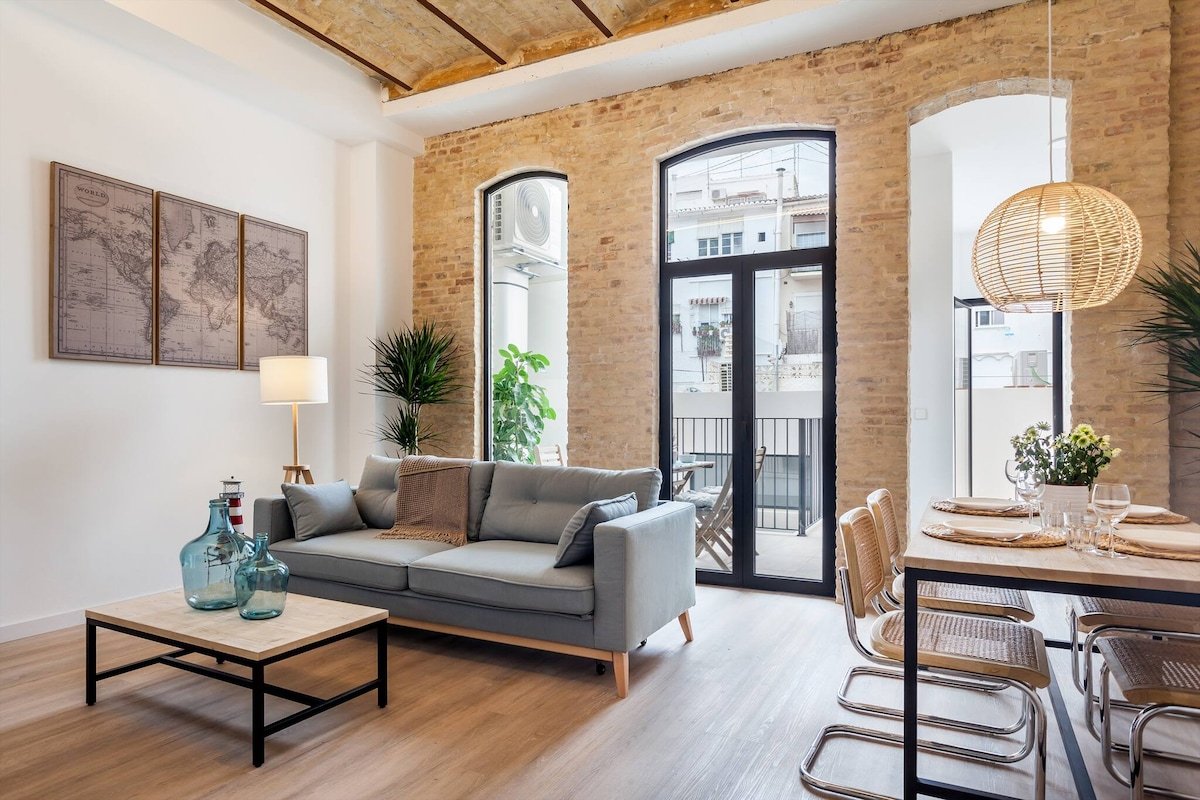 2bd Apt with Terrace. Ruzafa 1b gallery image 2