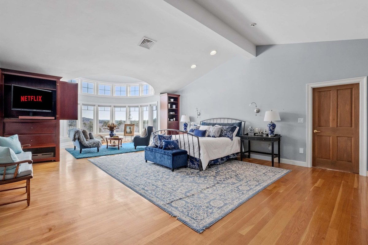 Meadow View Manor | 17,000sqft w/ Olympic Pool gallery image 4