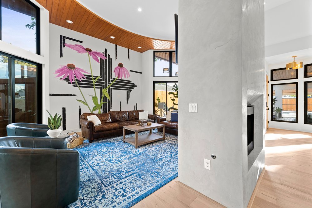 ESTE | Tranquility in the ATX gallery image 3