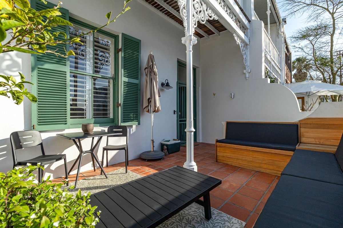 Atlantic Chic, Victorian Home