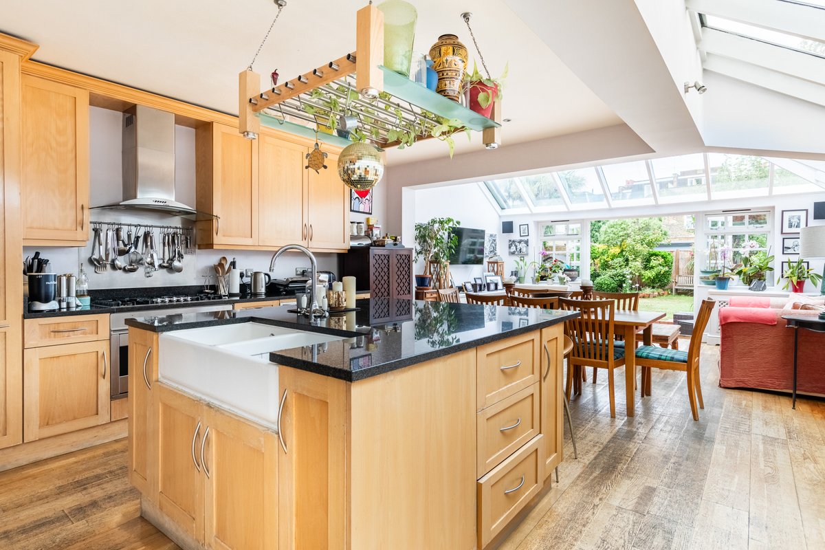 5 Bed town house in Fulham/Hammersmith by River