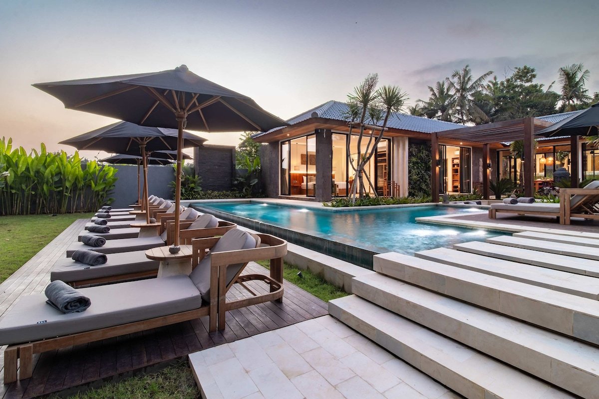Villa Sri Sutarsih Ubud: 5BR w/Infinity Pool & Spa