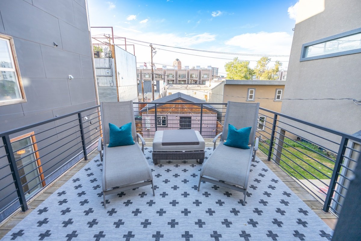 *Urban Oasis in RiNo* Fire Pit | Yard | Garage gallery image 5