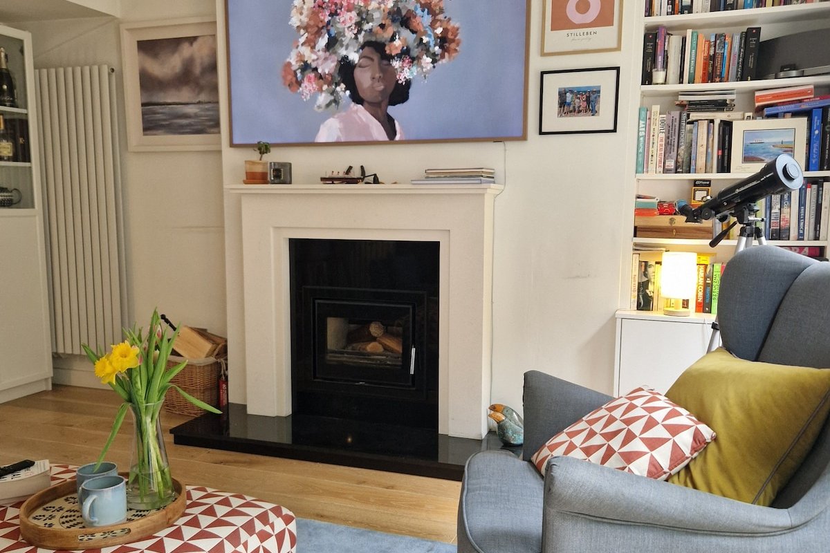 Family House by the sea gallery image 2