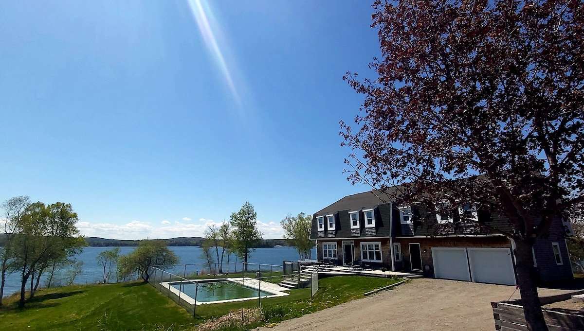 River’s Edge Retreat gallery image 2