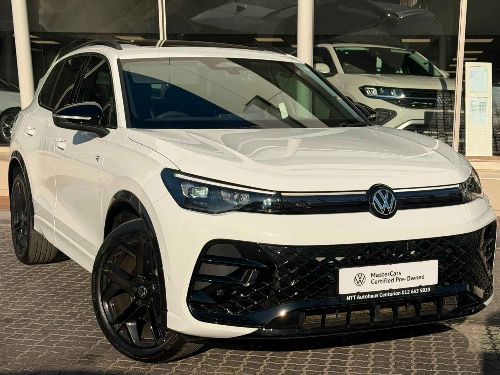 VOLKSWAGEN TIGUAN 2.0 TSI R-LINE 4MOTION DSG for Sale in South Africa