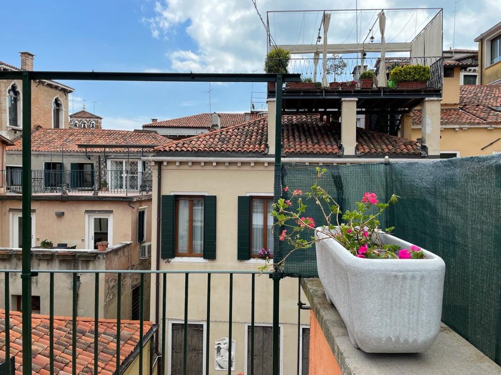 San Marco Luxury Palace for 12 people: Muneghe gallery image 5