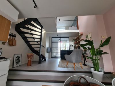 Gewilde 4-laags woning Kop van Zuid, nabij centrum