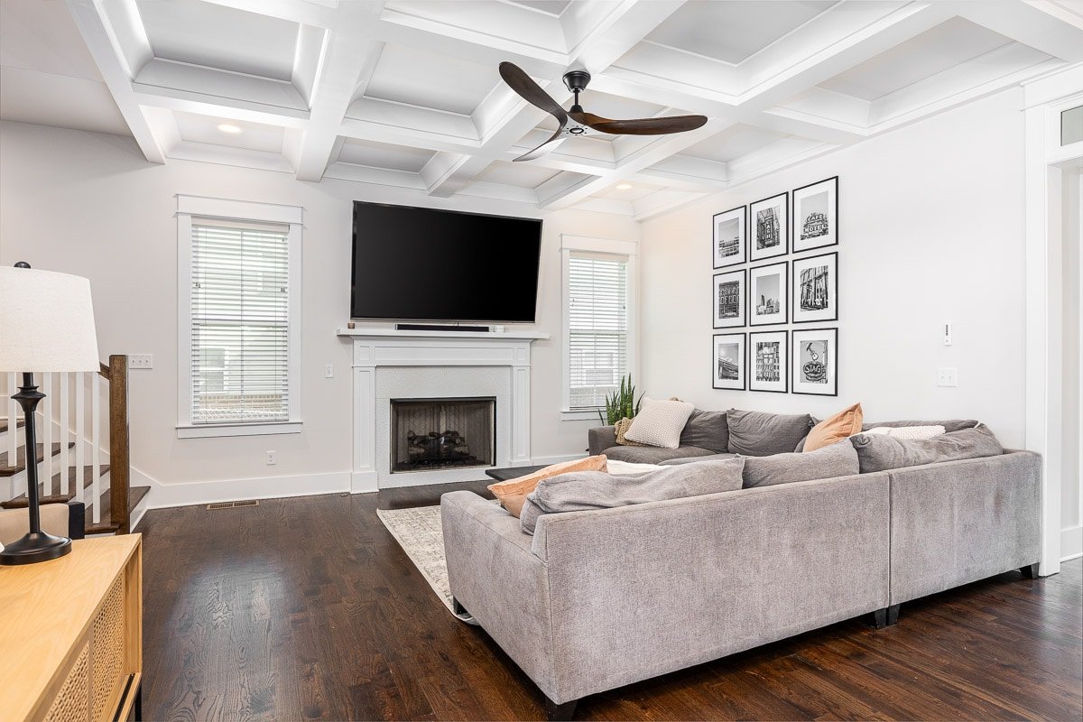 King Beds/Walk to Stadium/Porches/Cardio Equip gallery image 3