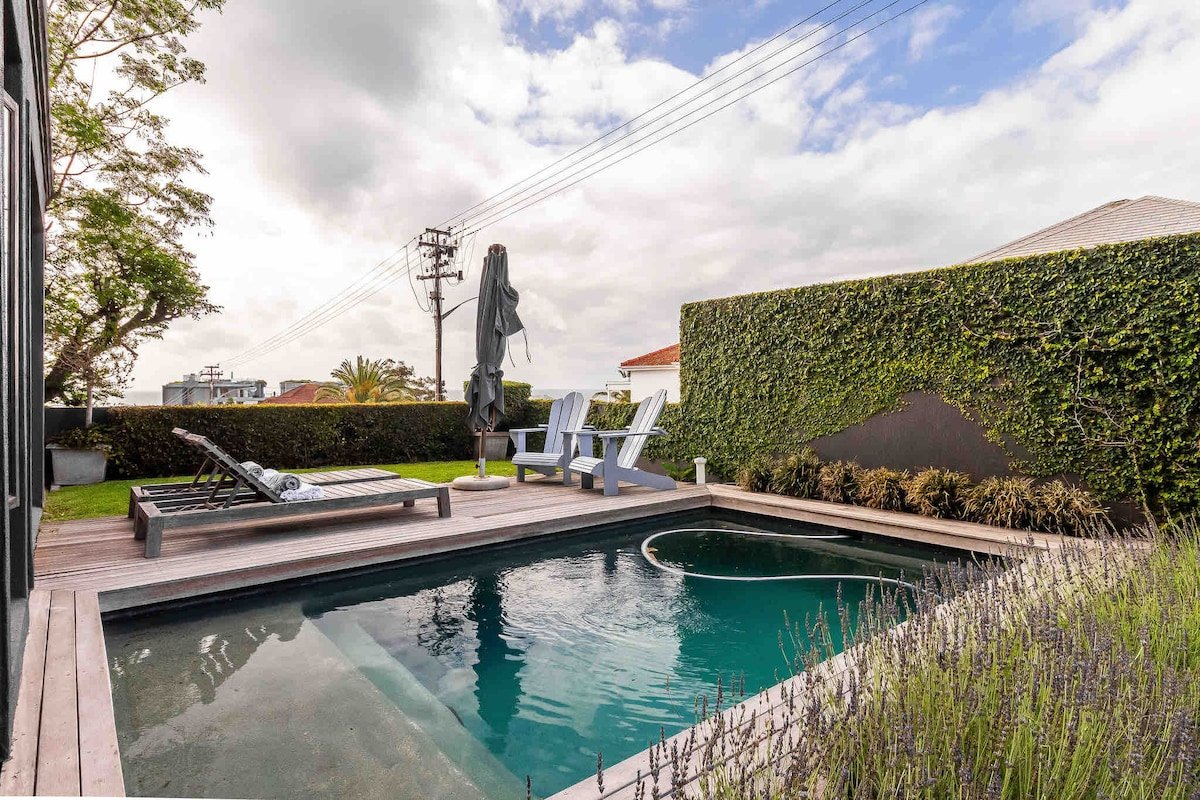 Boutique Style Villa gallery image 3