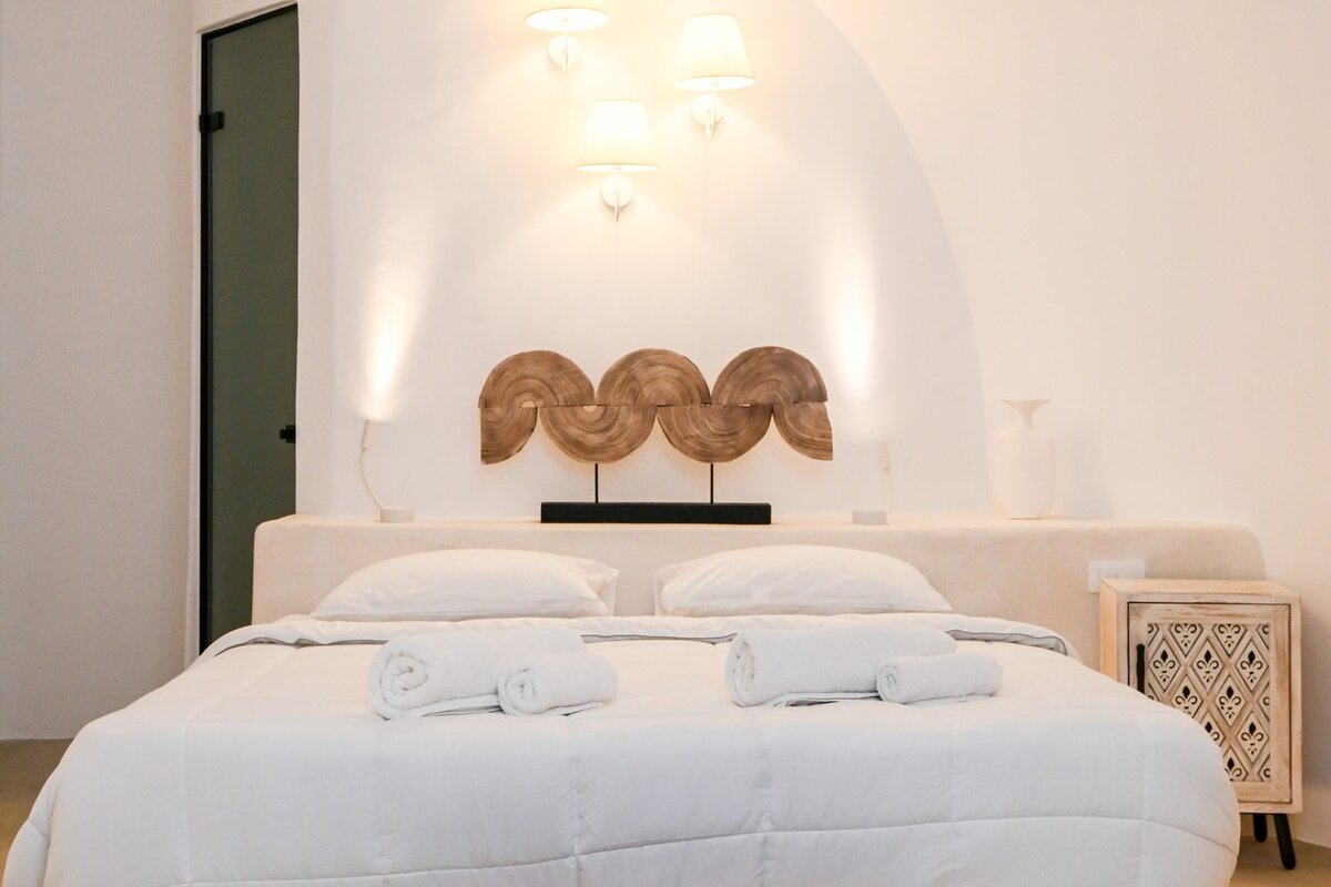 Superior suite with sea view gallery image 4