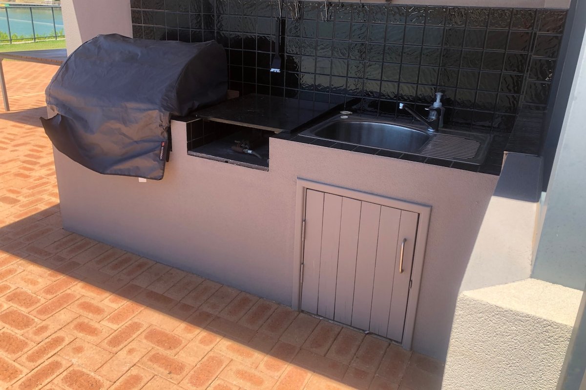 Large luxury home with private jetty gallery image 4